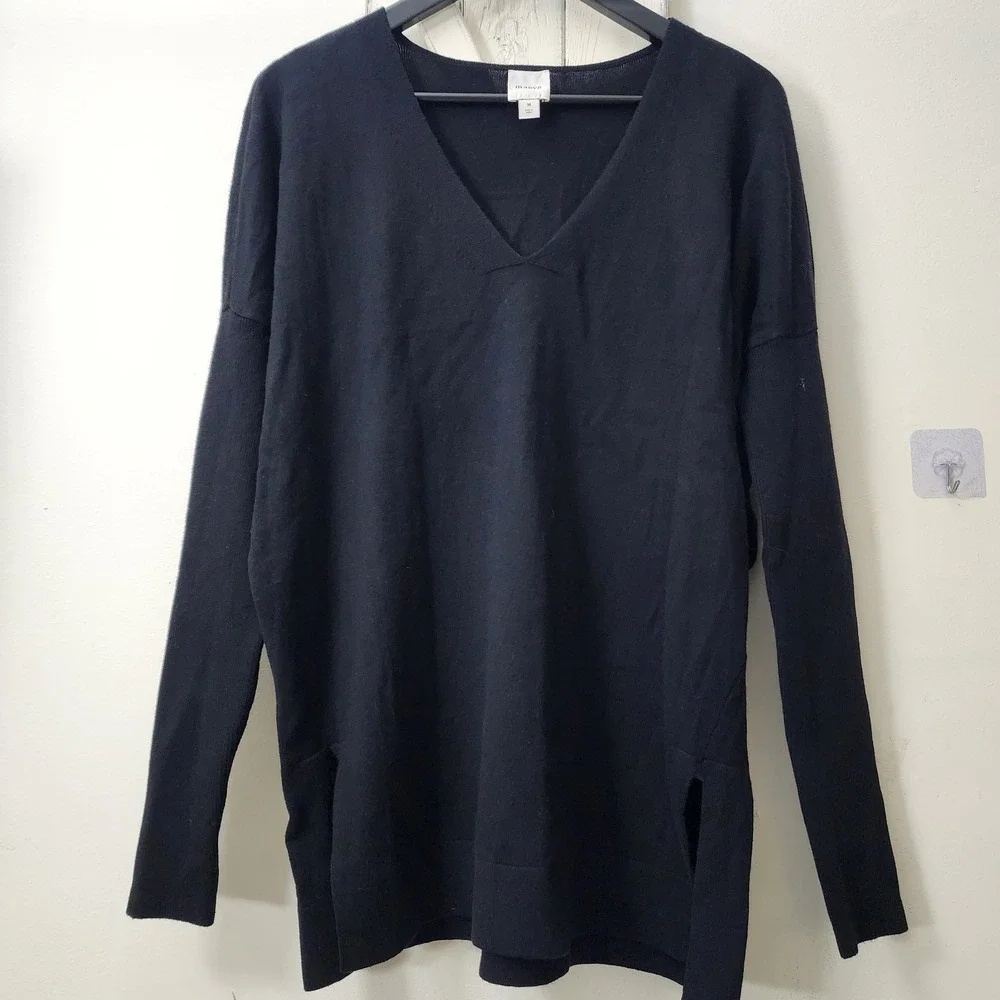Maeve By Anthropologie V-Neck Pullover Sweater Black Side Slits  Size M